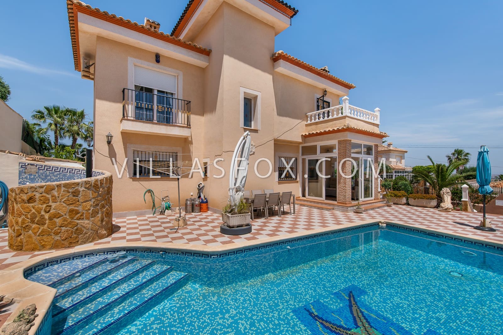 3 soveværelse Villa til salg i San Miguel de Salinas med swimmingpool garage - € 375.000 (Ref: 9302010)