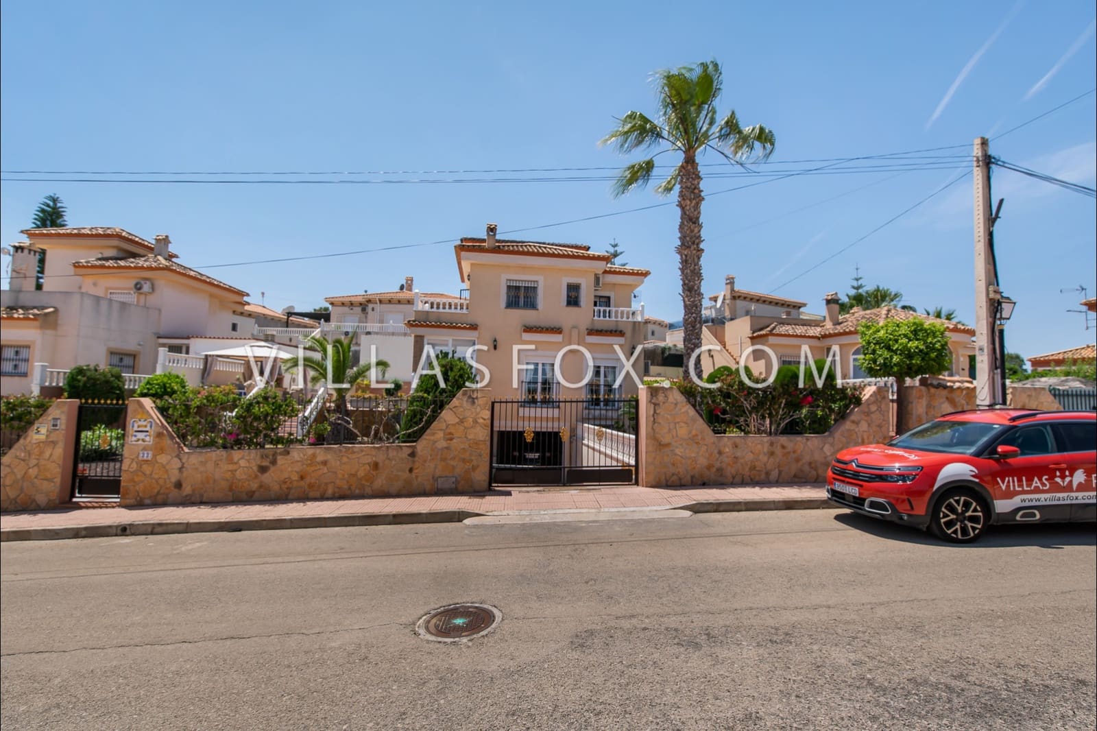 3 soveværelse Villa til salg i San Miguel de Salinas med swimmingpool garage - € 375.000 (Ref: 9302010)