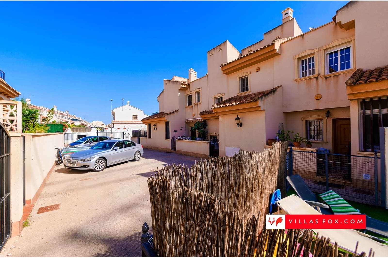 3 soveværelse Byhus til salg i San Miguel de Salinas med swimmingpool - € 189.500 (Ref: 9311607)