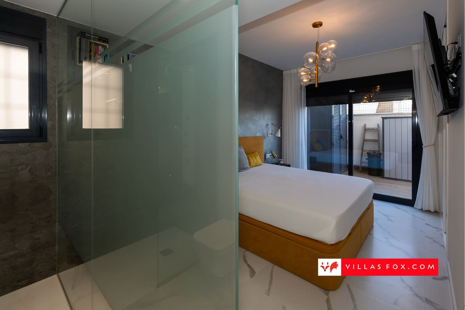 2 makuuhuone Huoneisto myytävänä paikassa San Miguel de Salinas mukana uima-altaan 
autotalli - 329 000 € (Ref: 9325786)