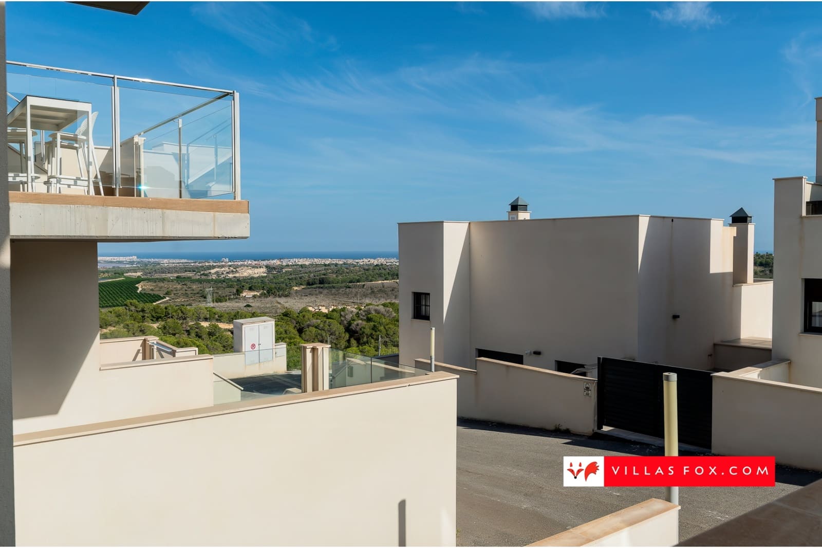 2 makuuhuone Huoneisto myytävänä paikassa San Miguel de Salinas mukana uima-altaan 
autotalli - 329 000 € (Ref: 9325786)