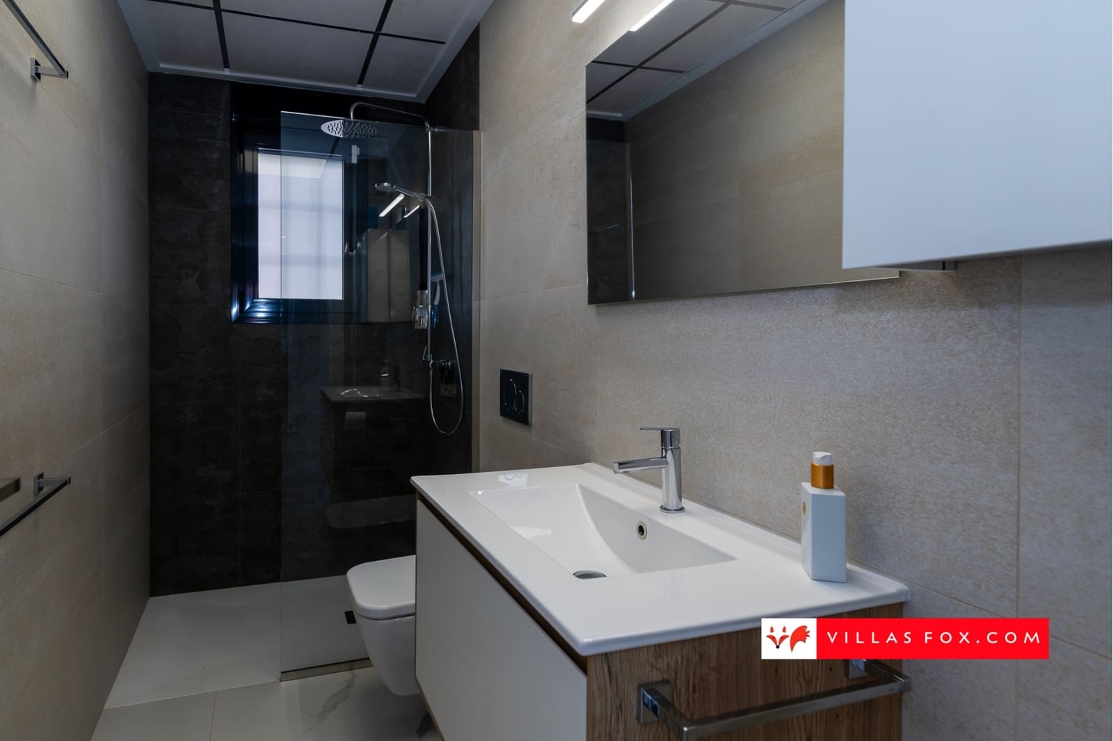 2 makuuhuone Huoneisto myytävänä paikassa San Miguel de Salinas mukana uima-altaan 
autotalli - 329 000 € (Ref: 9325786)