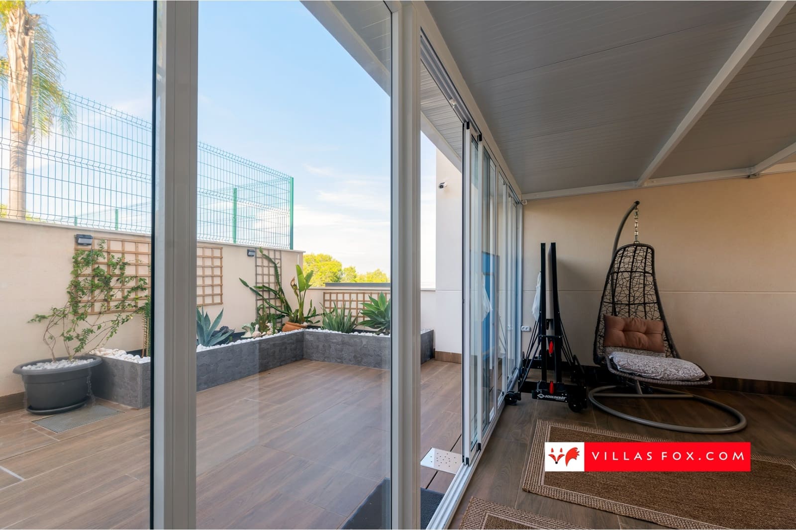 2 makuuhuone Huoneisto myytävänä paikassa San Miguel de Salinas mukana uima-altaan 
autotalli - 329 000 € (Ref: 9325786)