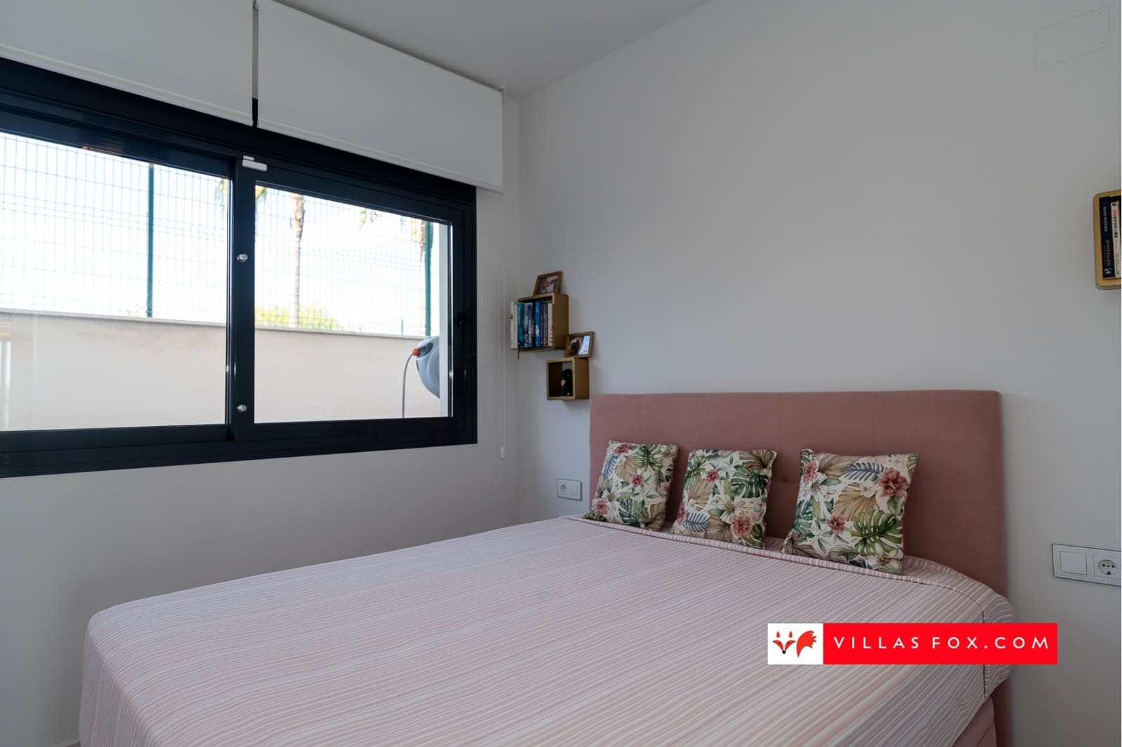 2 makuuhuone Huoneisto myytävänä paikassa San Miguel de Salinas mukana uima-altaan 
autotalli - 329 000 € (Ref: 9325786)