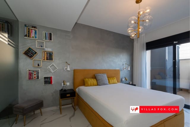 2 makuuhuone Huoneisto myytävänä paikassa San Miguel de Salinas mukana uima-altaan 
autotalli - 329 000 € (Ref: 9325786)