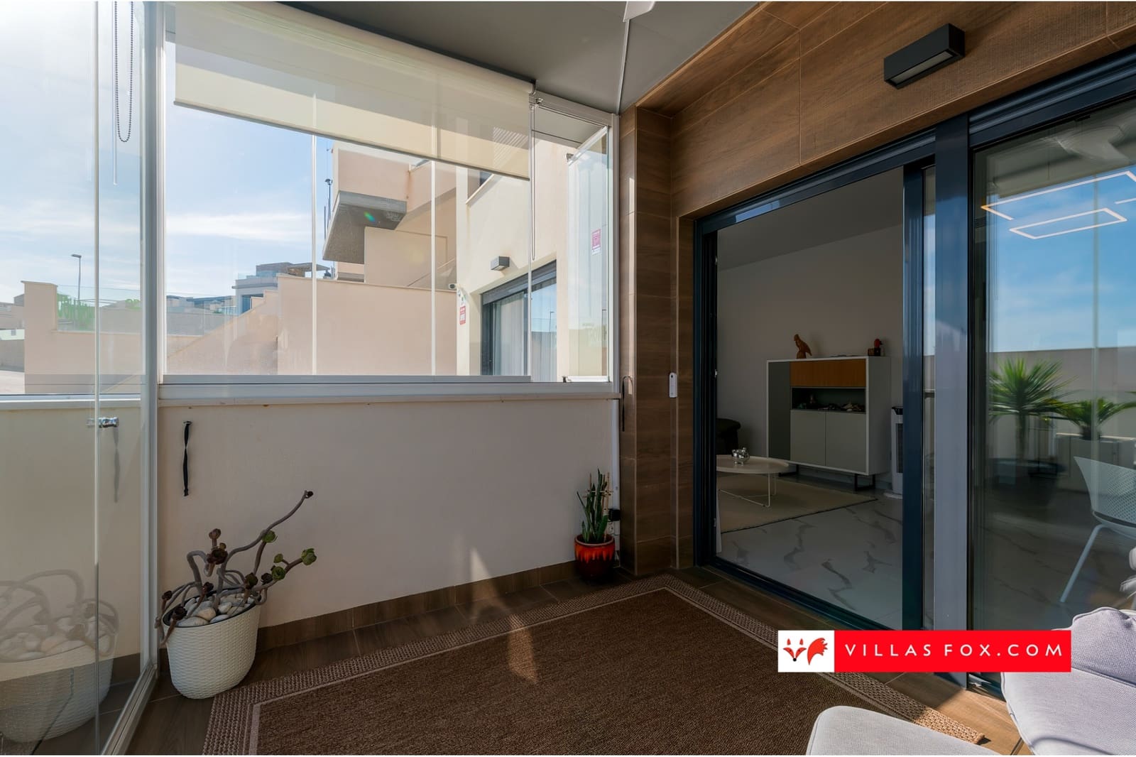 2 makuuhuone Huoneisto myytävänä paikassa San Miguel de Salinas mukana uima-altaan 
autotalli - 329 000 € (Ref: 9325786)