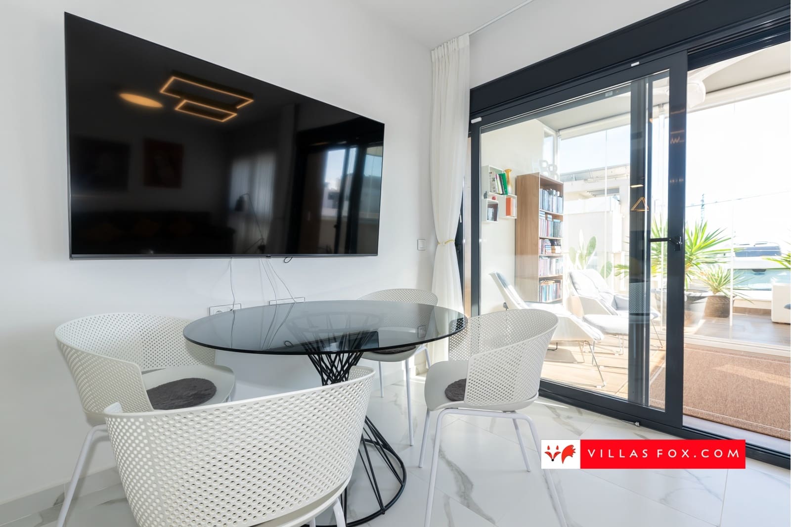 2 makuuhuone Huoneisto myytävänä paikassa San Miguel de Salinas mukana uima-altaan 
autotalli - 329 000 € (Ref: 9325786)