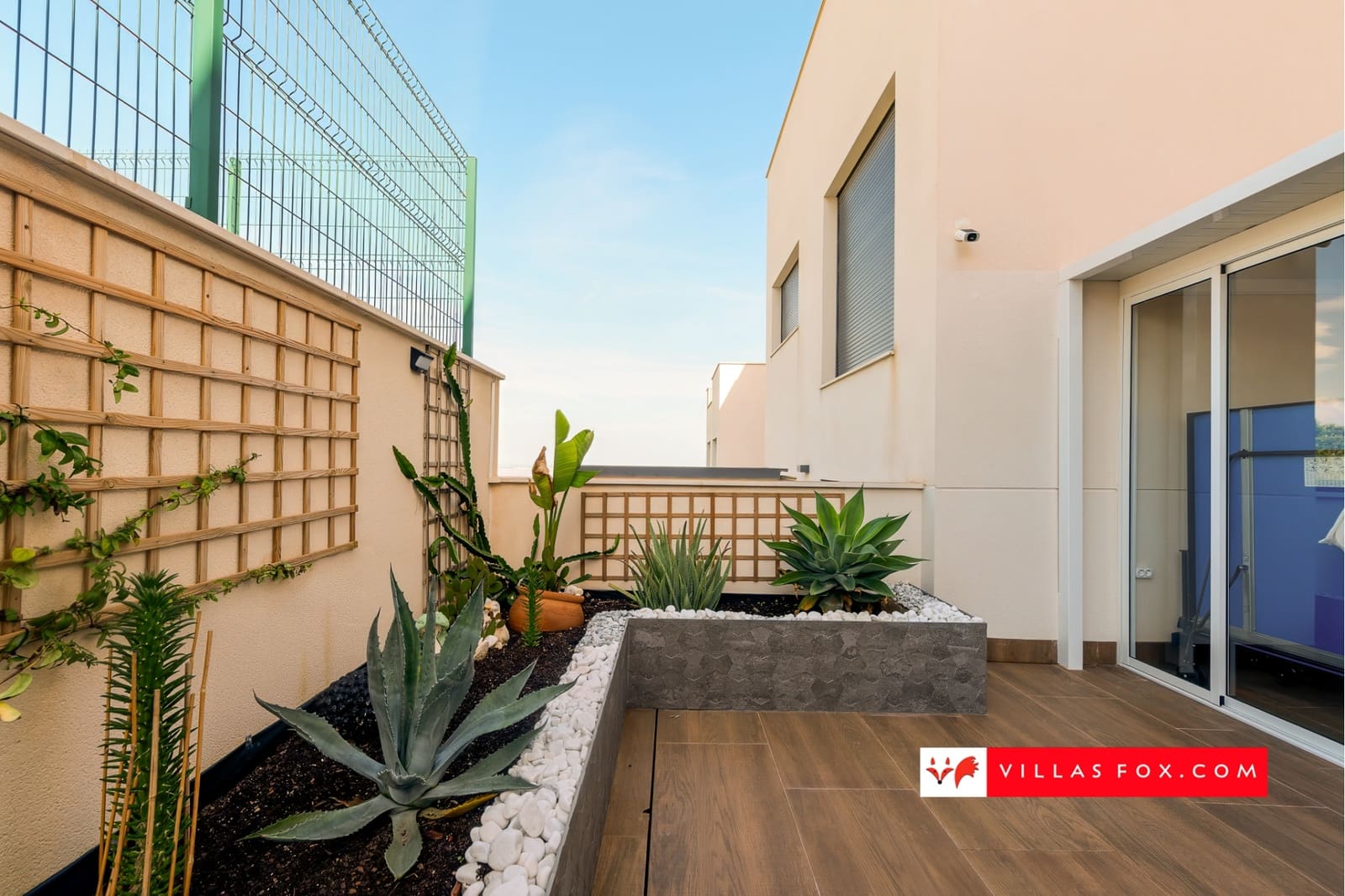 2 makuuhuone Huoneisto myytävänä paikassa San Miguel de Salinas mukana uima-altaan 
autotalli - 329 000 € (Ref: 9325786)