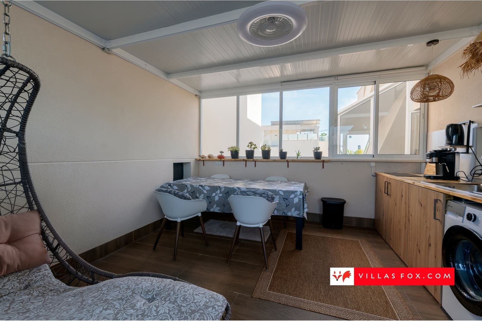 2 makuuhuone Huoneisto myytävänä paikassa San Miguel de Salinas mukana uima-altaan 
autotalli - 329 000 € (Ref: 9325786)