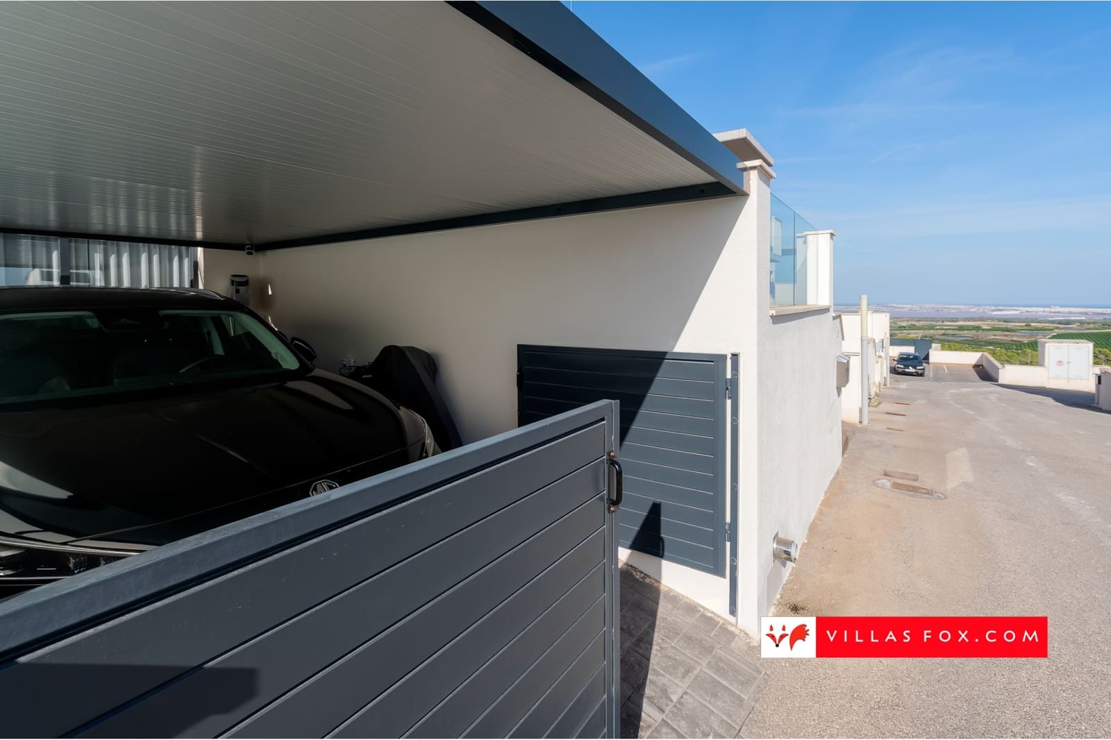 2 makuuhuone Huoneisto myytävänä paikassa San Miguel de Salinas mukana uima-altaan 
autotalli - 329 000 € (Ref: 9325786)