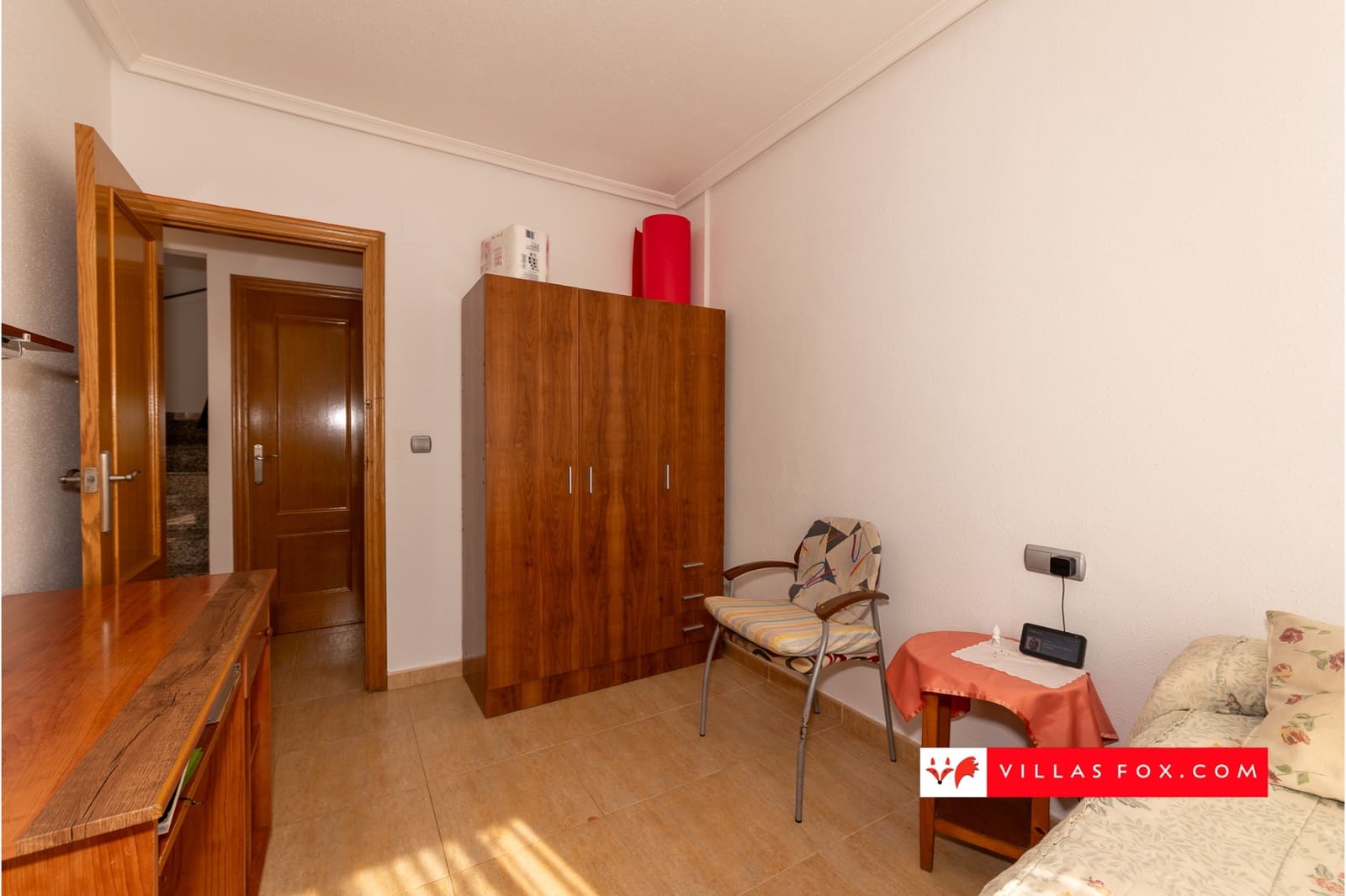 3 soveværelse Semi-Rækkehus til salg i Orihuela Costa med swimmingpool - € 200.000 (Ref: 9332676)