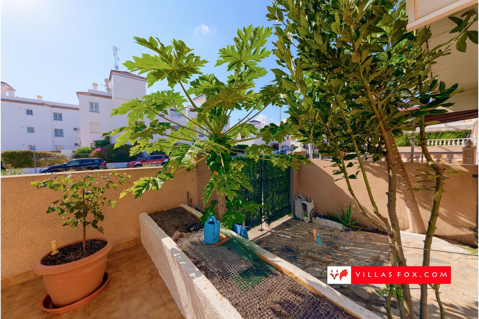 3 soveværelse Semi-Rækkehus til salg i Orihuela Costa med swimmingpool - € 200.000 (Ref: 9332676)