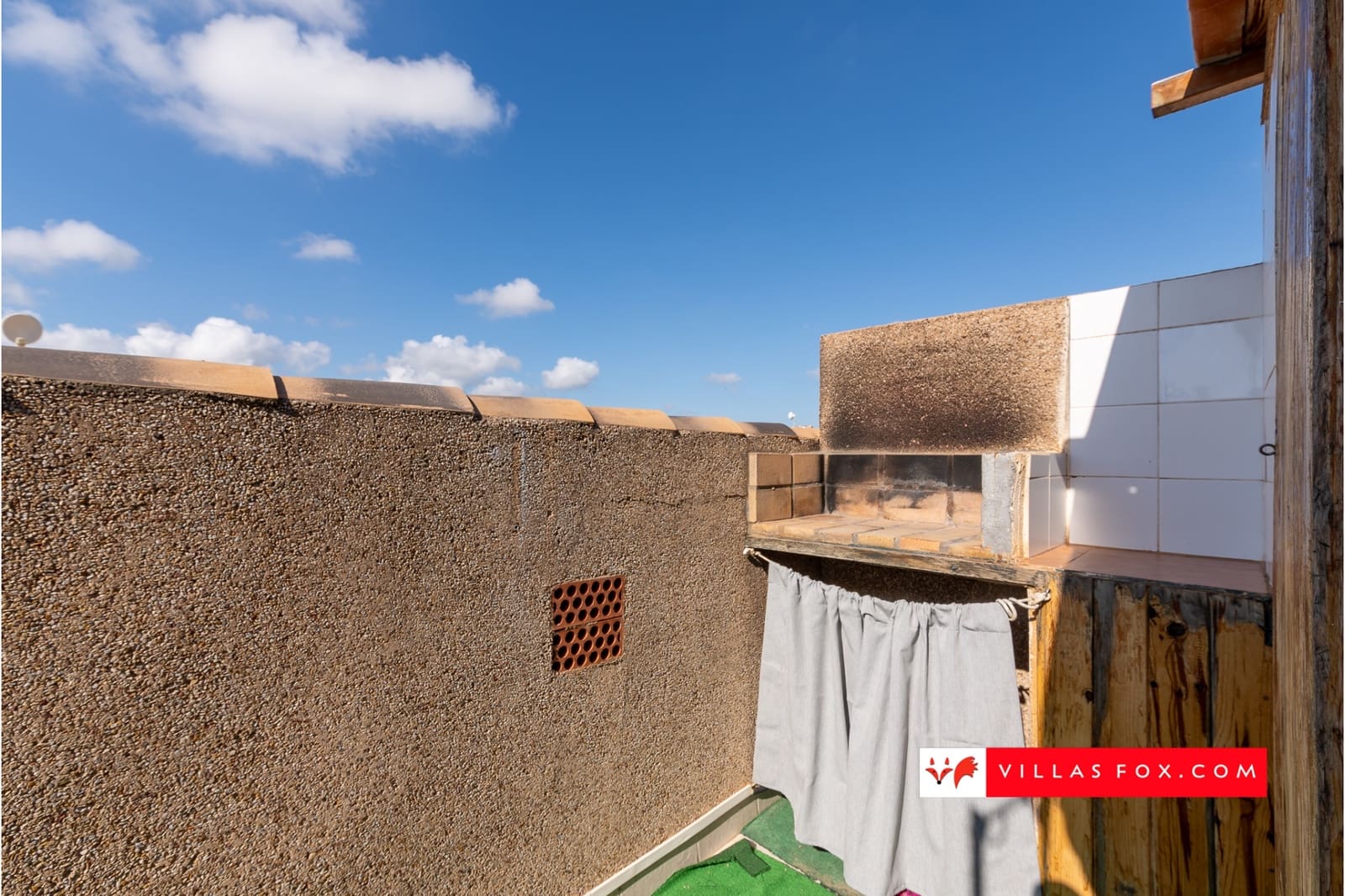 3 soveværelse Semi-Rækkehus til salg i Orihuela Costa med swimmingpool - € 200.000 (Ref: 9332676)