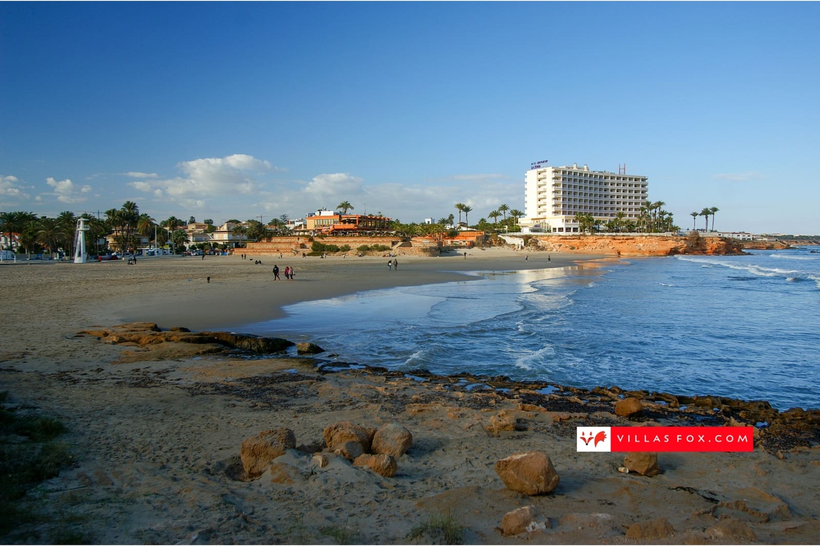 3 soveværelse Semi-Rækkehus til salg i Orihuela Costa med swimmingpool - € 200.000 (Ref: 9332676)