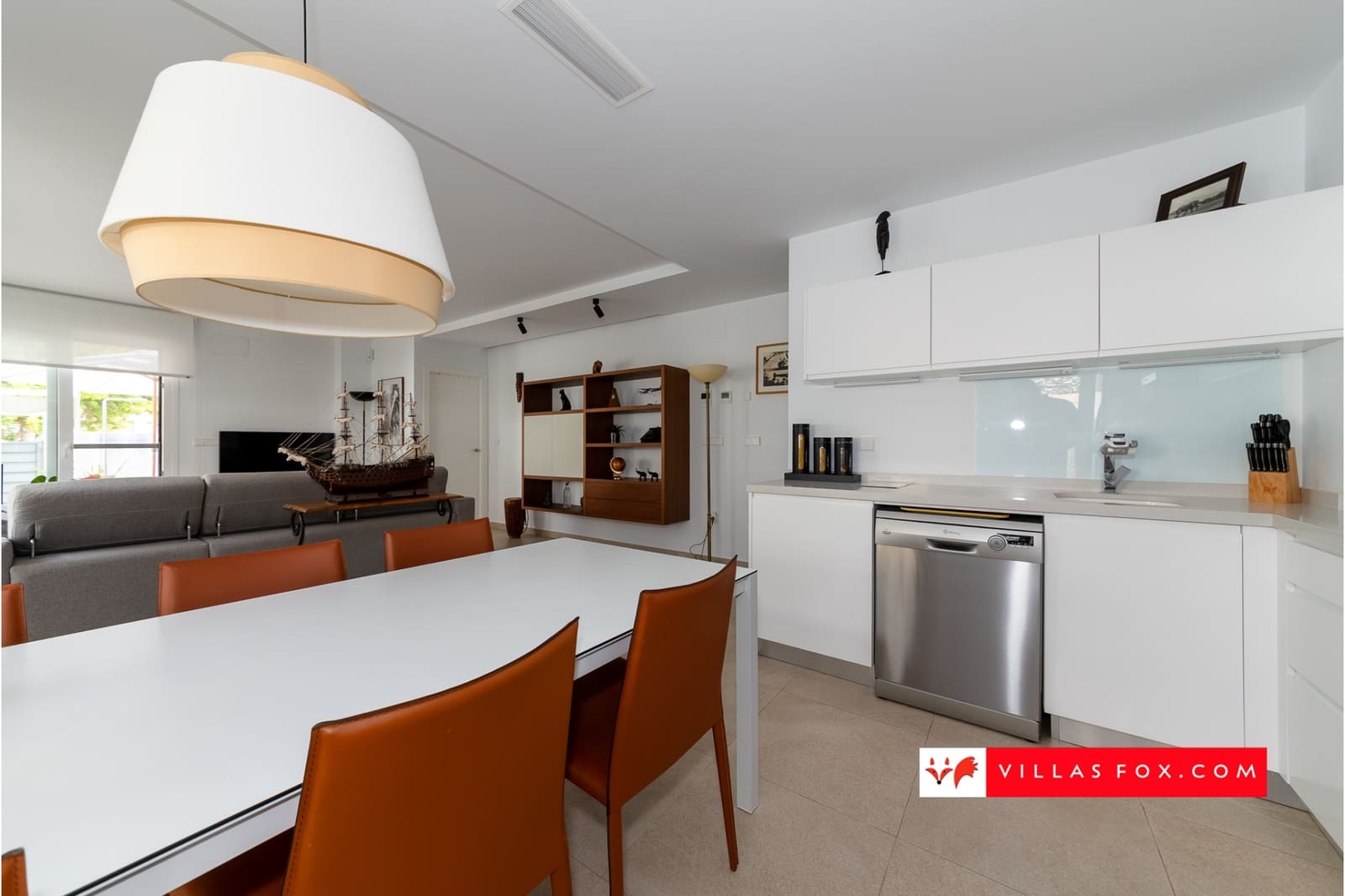 3 soveværelse Semi-Rækkehus til salg i Orihuela med swimmingpool - € 355.000 (Ref: 9336956)