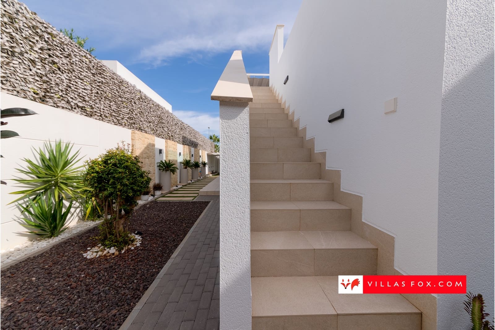 3 soveværelse Semi-Rækkehus til salg i Orihuela med swimmingpool - € 355.000 (Ref: 9336956)