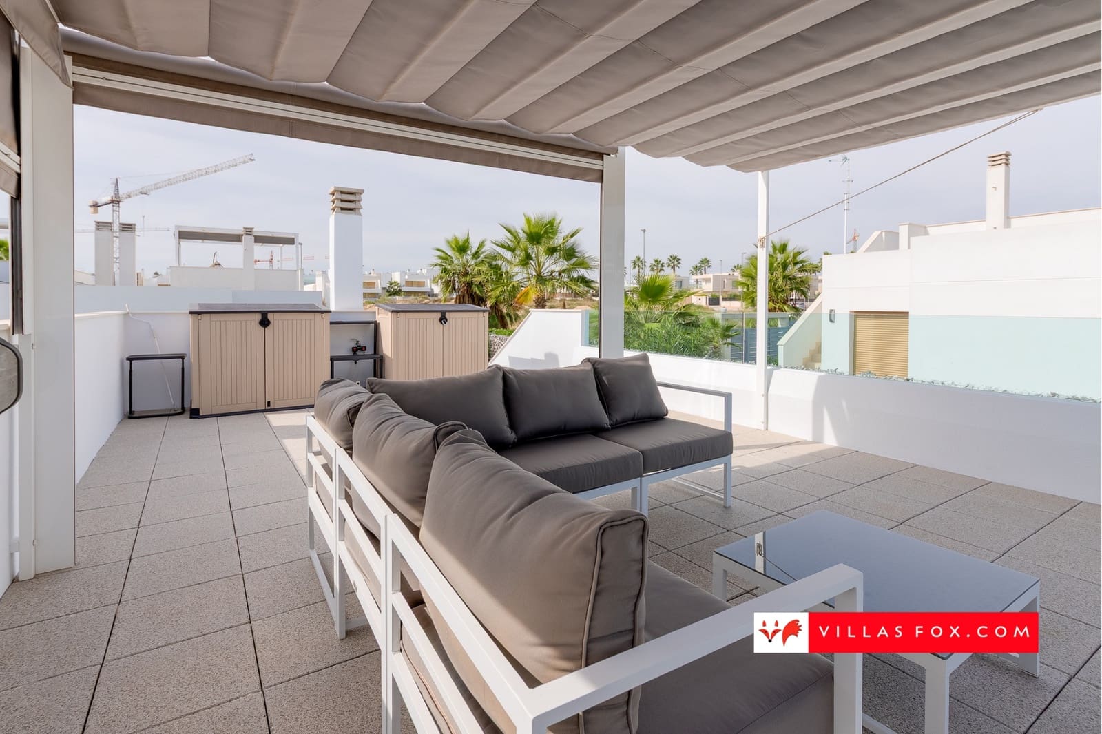 3 soveværelse Semi-Rækkehus til salg i Orihuela med swimmingpool - € 355.000 (Ref: 9336956)