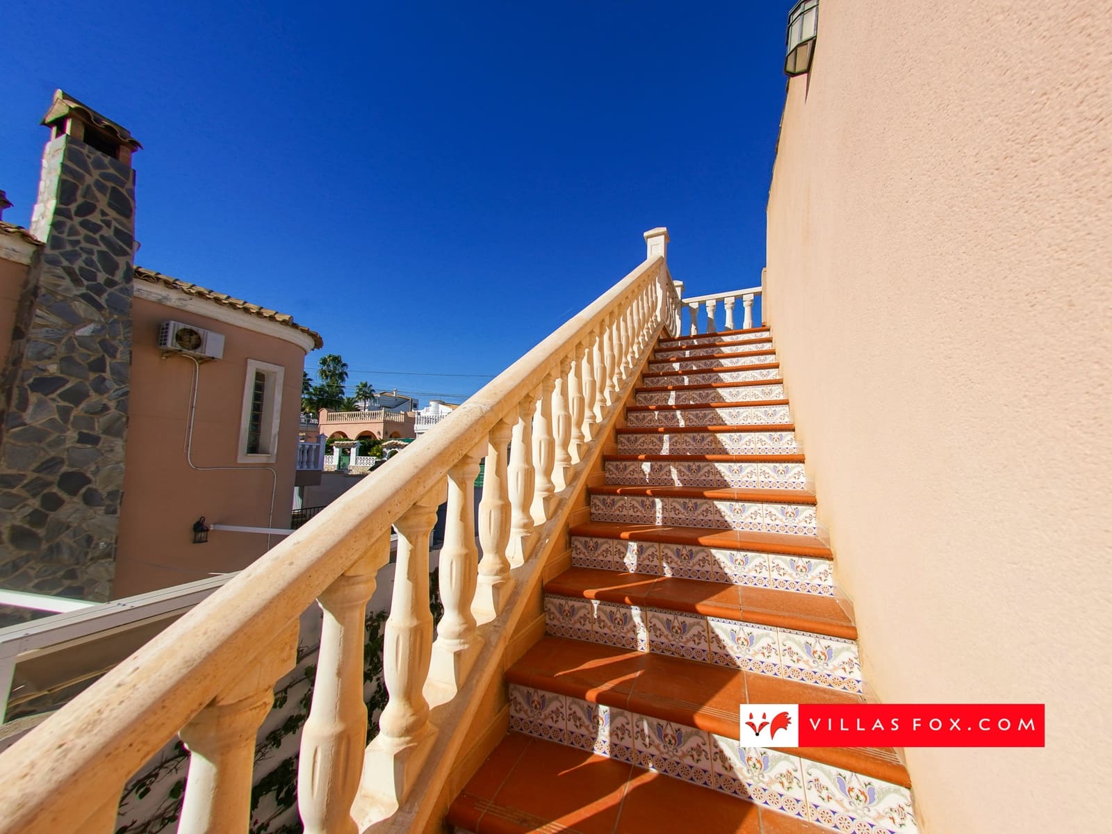 5 bedroom Villa for sale in Orihuela Costa with pool garage - € 385,000 (Ref: 9436515)