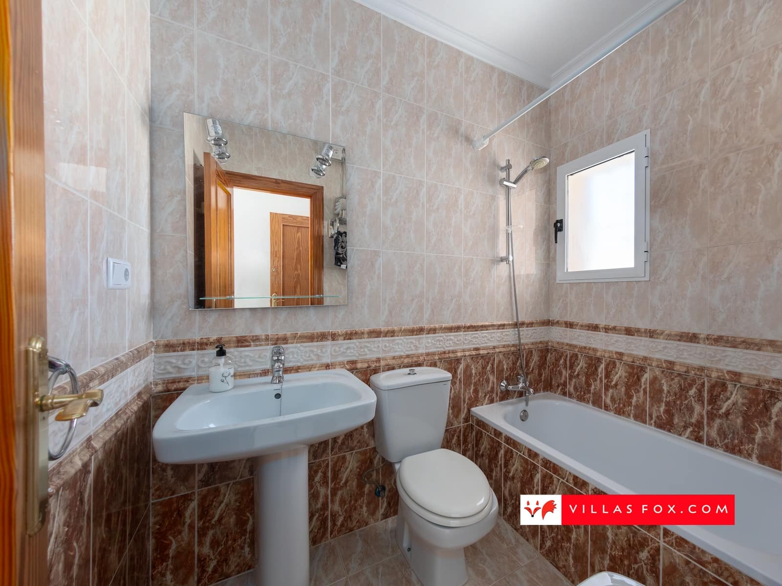 5 soveværelse Villa til salg i San Miguel de Salinas med swimmingpool garage - € 385.000 (Ref: 9438057)