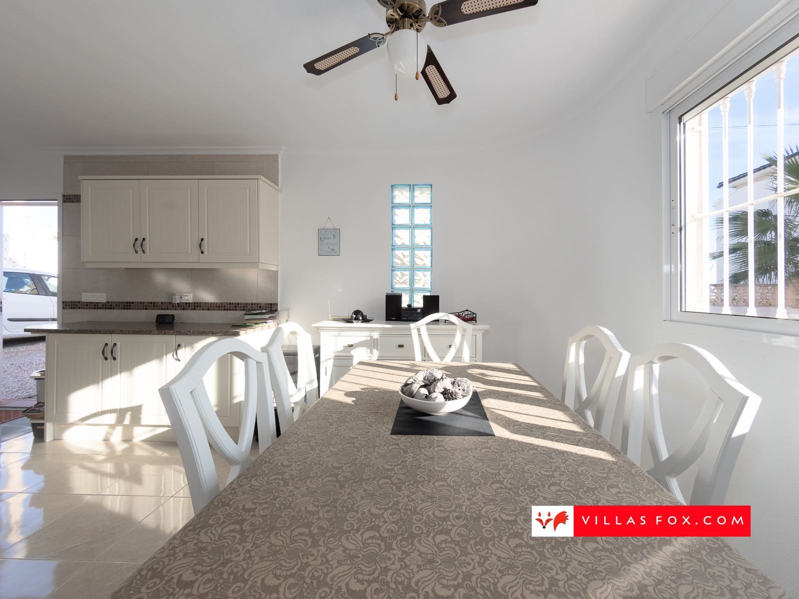 5 soveværelse Villa til salg i San Miguel de Salinas med swimmingpool garage - € 385.000 (Ref: 9438057)