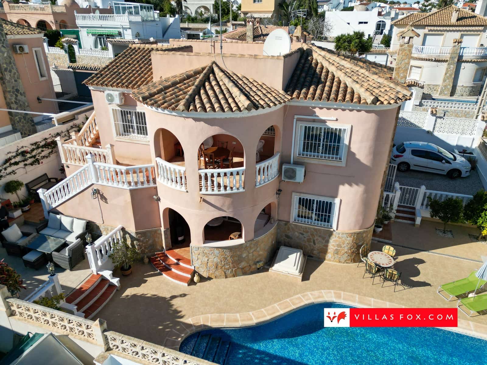 5 soveværelse Villa til salg i San Miguel de Salinas med swimmingpool garage - € 385.000 (Ref: 9438057)