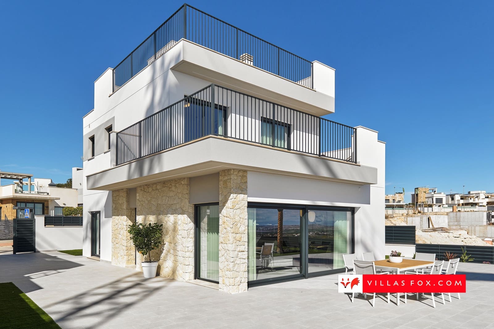 3 bedroom Villa for sale in San Miguel de Salinas with pool - € 649,000 (Ref: 9482412)