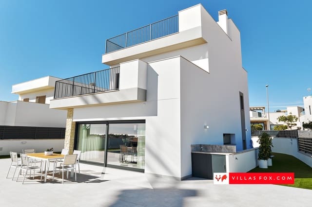 3 bedroom Villa for sale in San Miguel de Salinas with pool - € 649,000 (Ref: 9482412)