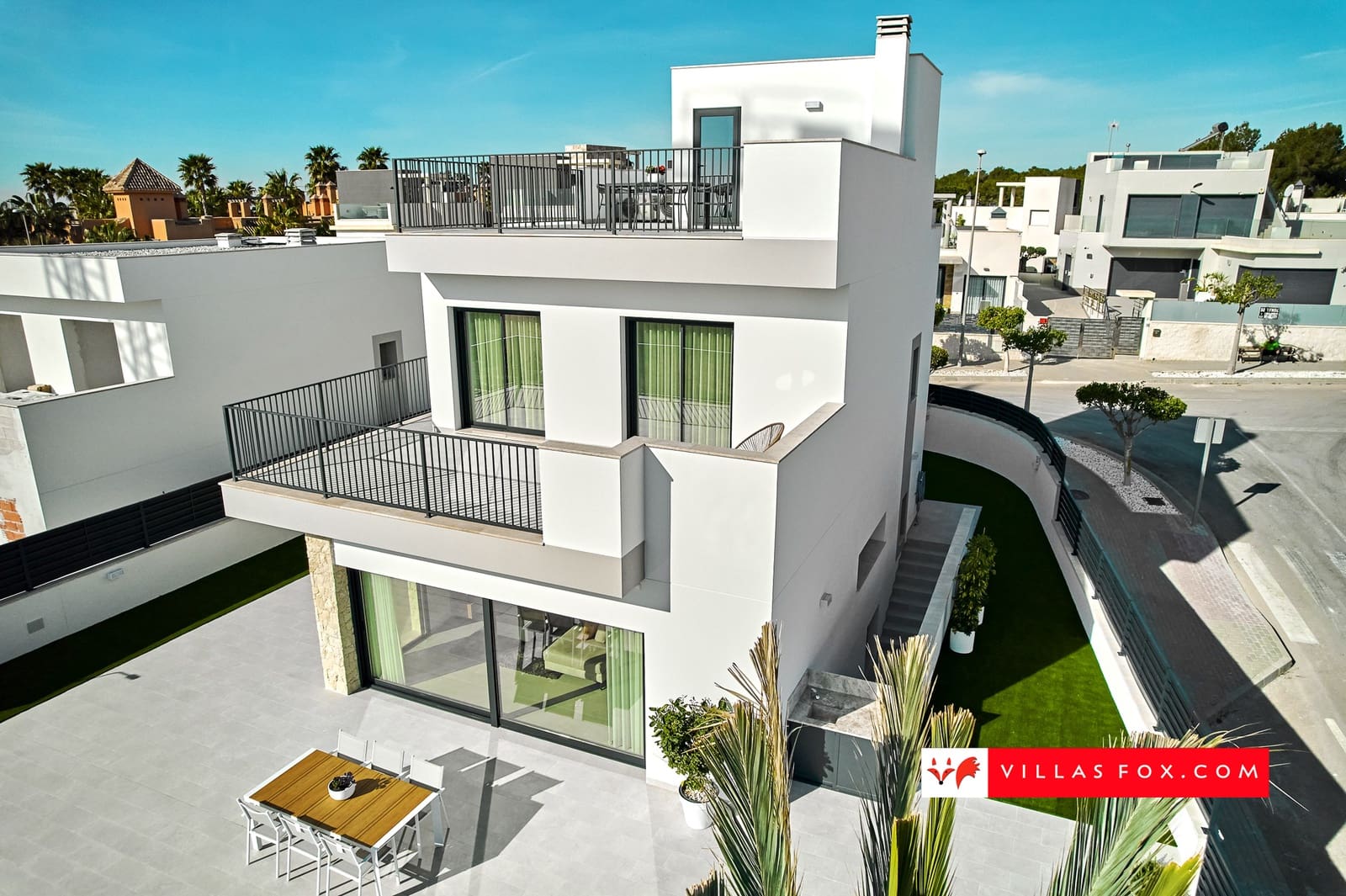 3 quarto Moradia para venda em San Miguel de Salinas com piscina - 649 000 € (Ref: 9482412)