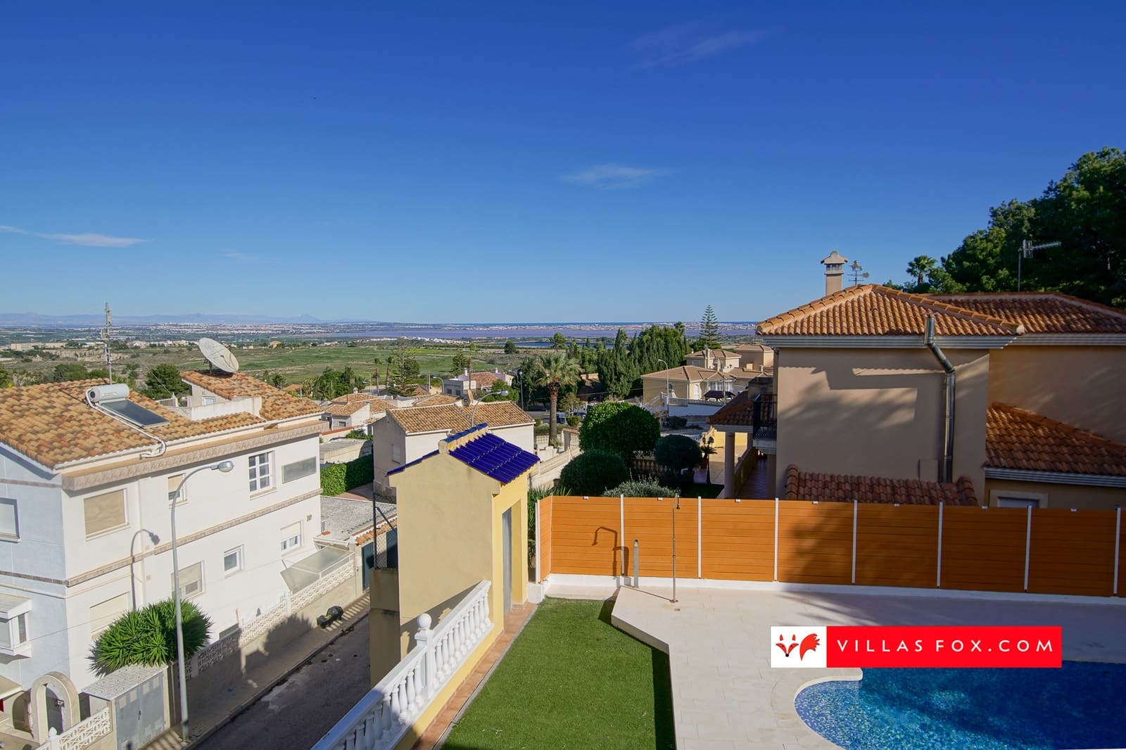 3 bedroom Villa for sale in San Miguel de Salinas with pool garage - € 549,000 (Ref: 9495587)