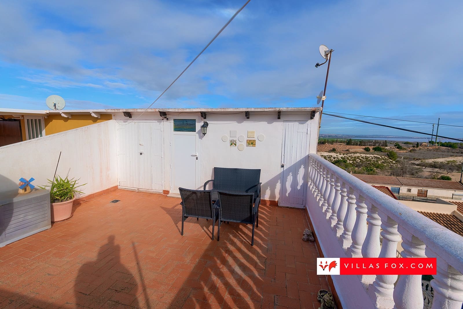 Casa de 2 habitaciones en San Miguel de Salinas en venta - 129.000 € (Ref: 9532326)