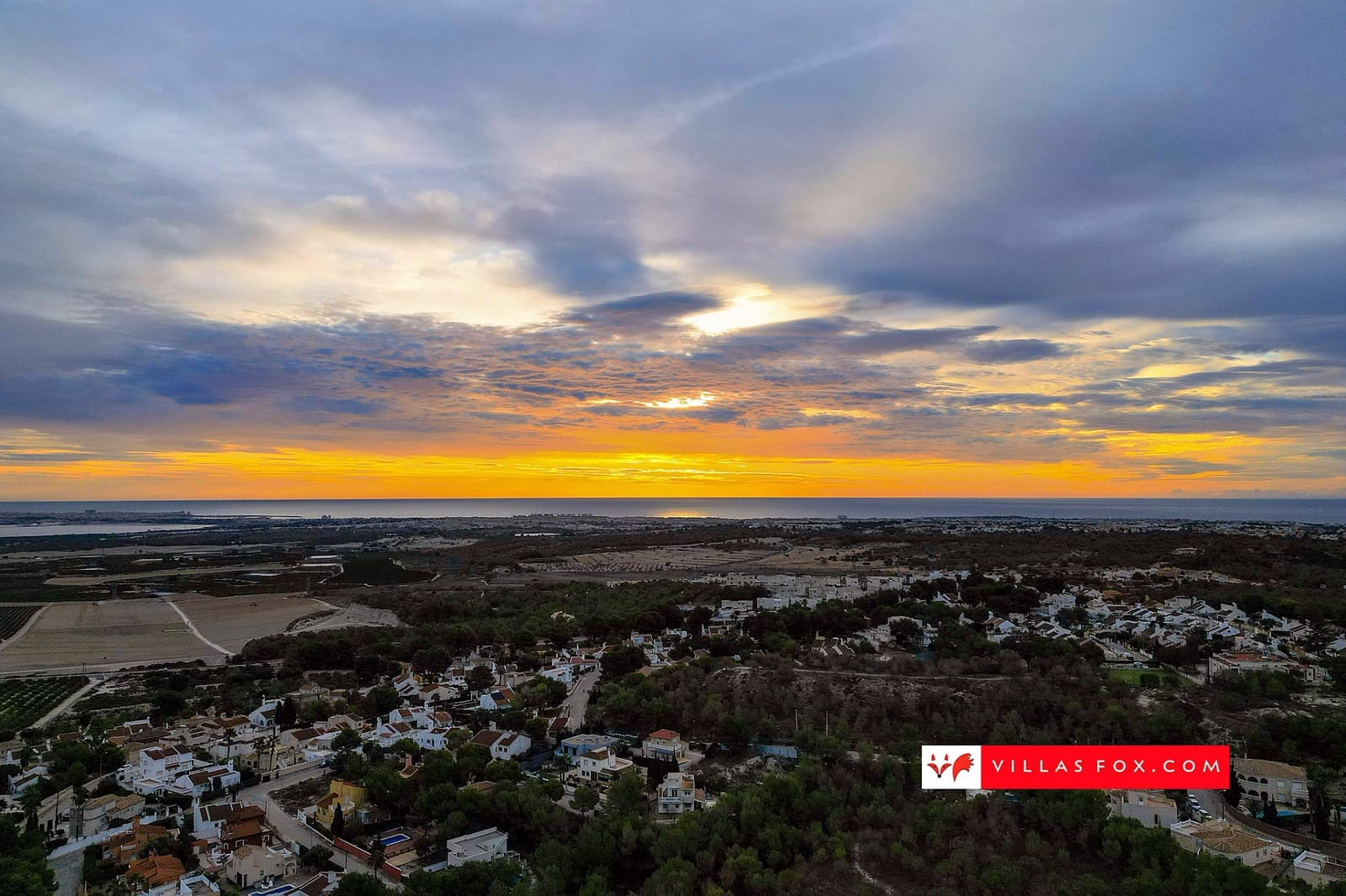 Casa de 2 habitaciones en San Miguel de Salinas en venta - 129.000 € (Ref: 9532326)