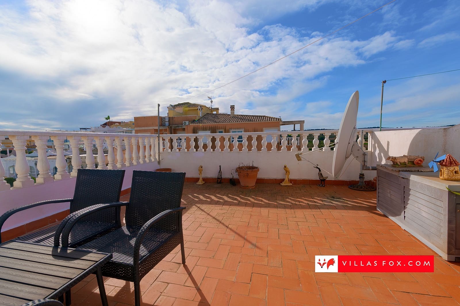 Casa de 2 habitaciones en San Miguel de Salinas en venta - 129.000 € (Ref: 9532326)