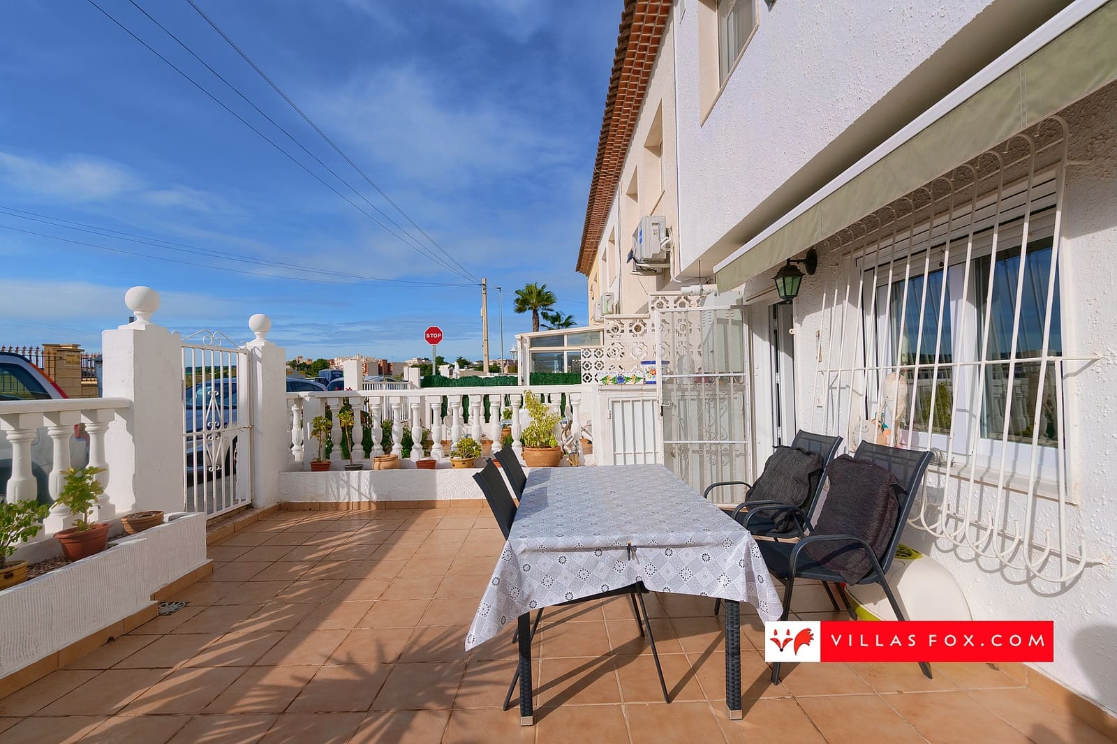 Casa de 2 habitaciones en San Miguel de Salinas en venta - 129.000 € (Ref: 9532326)