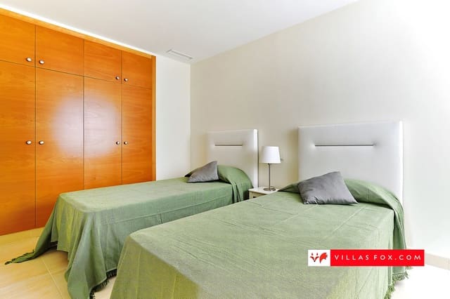 2 Zimmer Apartment zu verkaufen in San Miguel de Salinas mit Pool Garage - 165.000 € (Ref: 9538931)