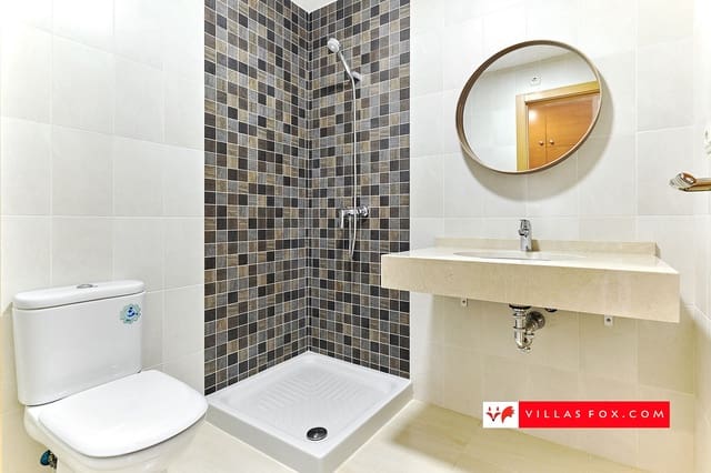 2 Zimmer Apartment zu verkaufen in San Miguel de Salinas mit Pool Garage - 165.000 € (Ref: 9538931)