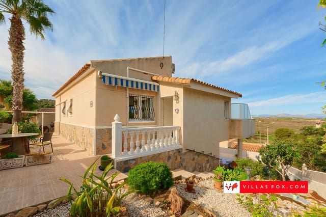 3 slaapkamer Villa te koop in San Miguel de Salinas met zwembad - € 379.000 (Ref: 9564156)