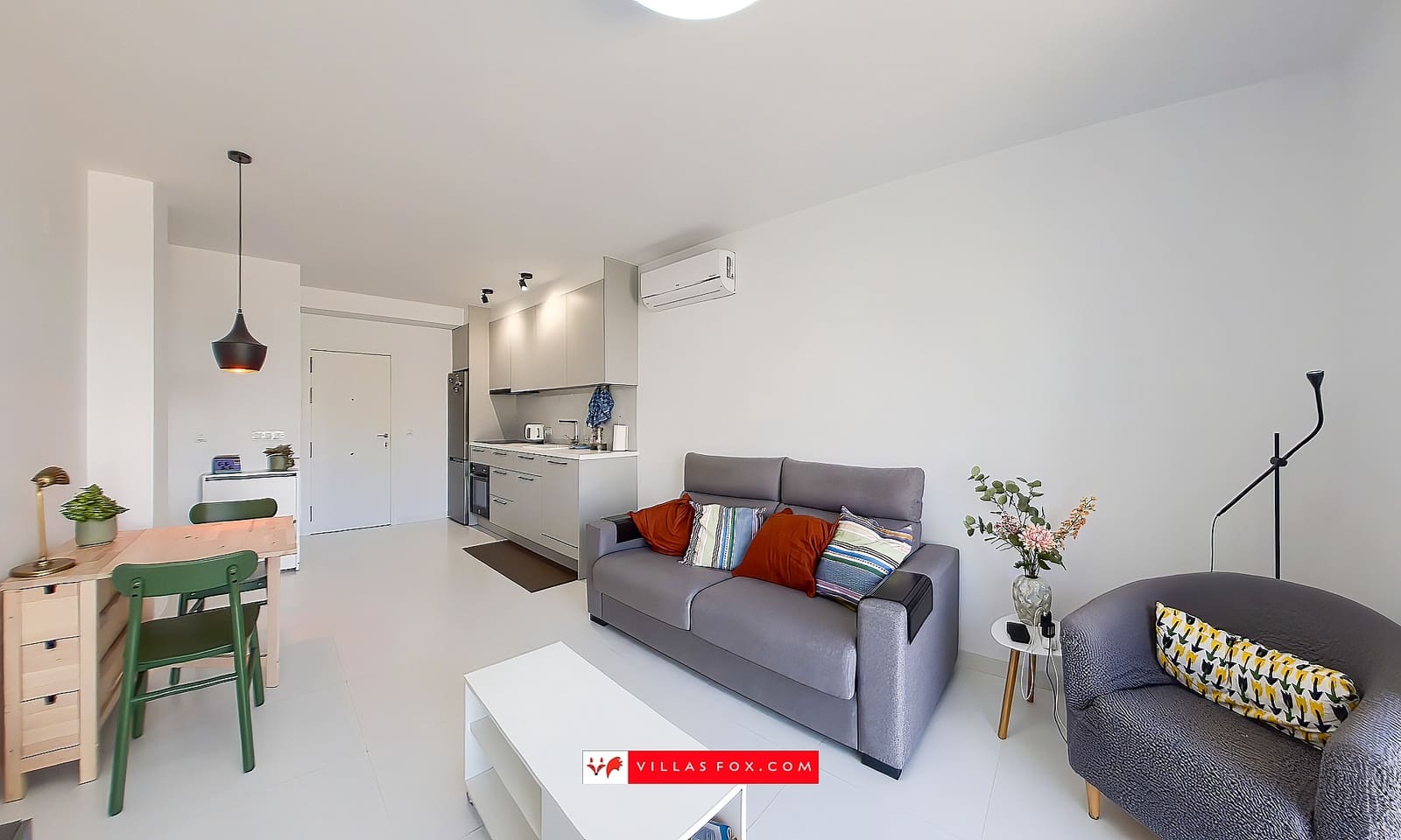 2 slaapkamer Appartement te koop in San Miguel de Salinas met zwembad - € 172.500 (Ref: 9632683)