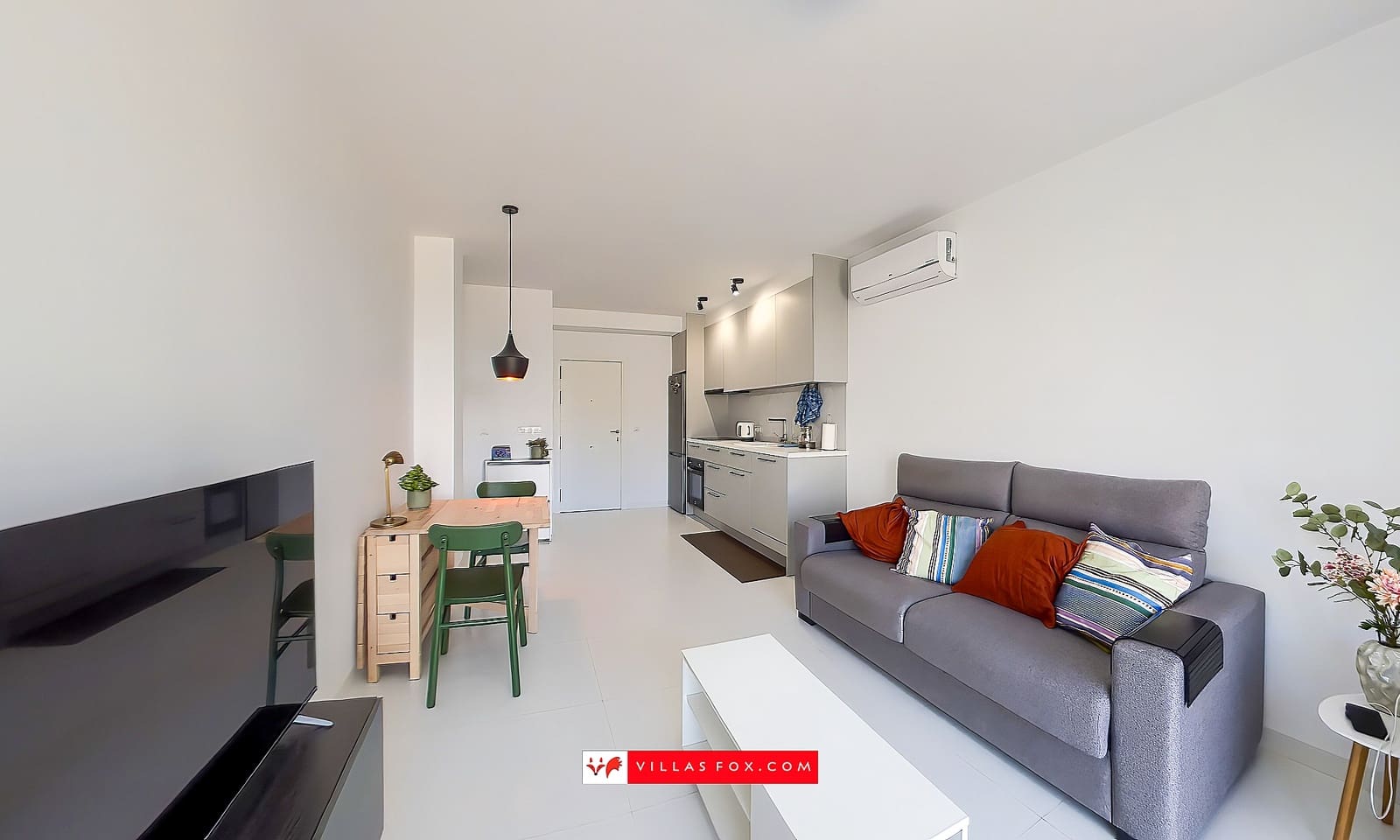 2 slaapkamer Appartement te koop in San Miguel de Salinas met zwembad - € 172.500 (Ref: 9632683)