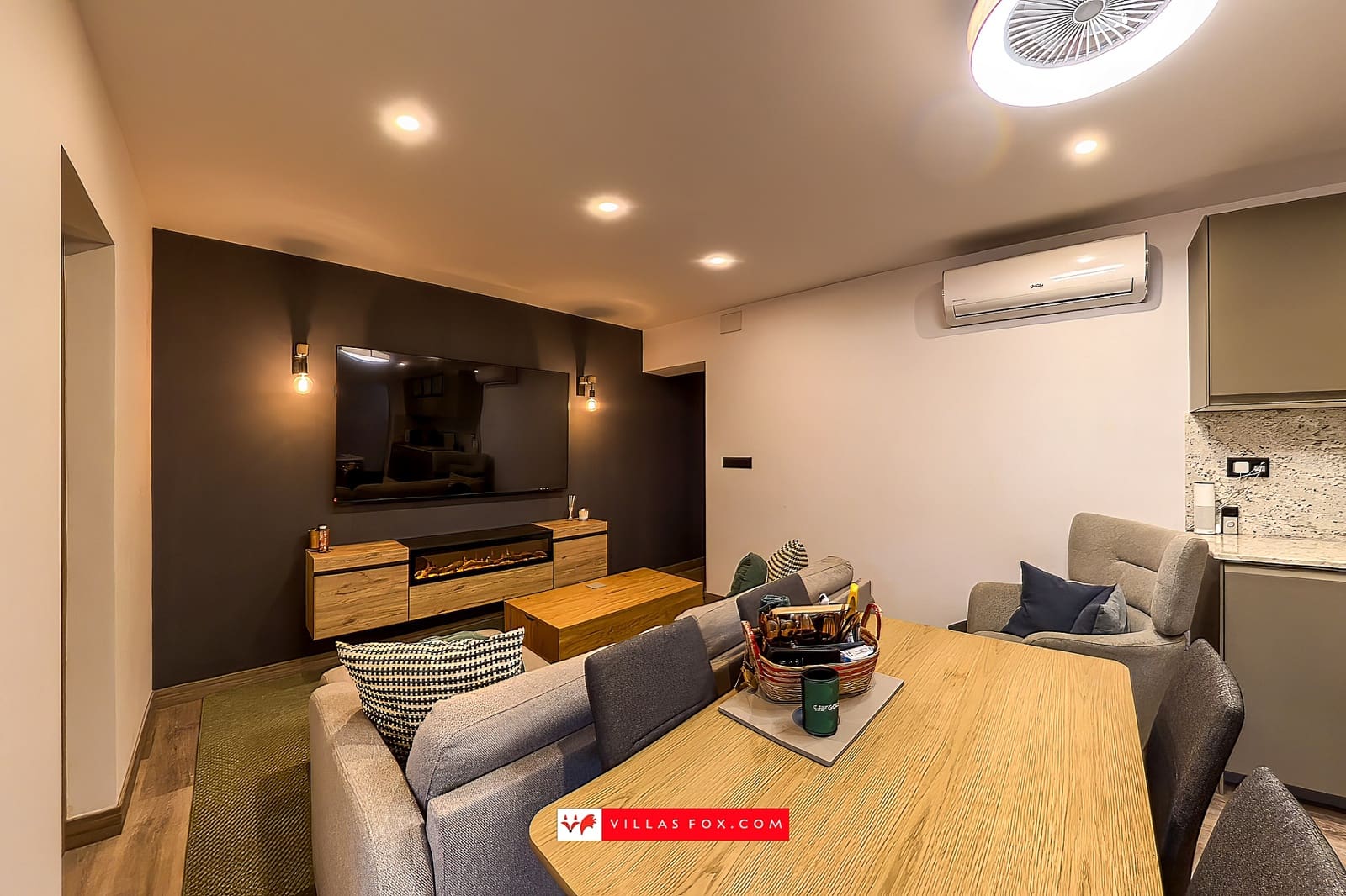 4 makuuhuone Omakotitalo myytävänä paikassa San Miguel de Salinas - 199 000 € (Ref: 9664044)