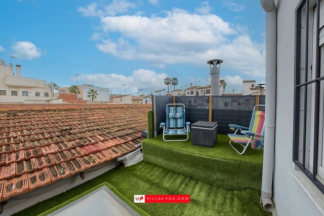 Casa de 4 habitaciones en San Miguel de Salinas en venta - 180.000 € (Ref: 9664044)