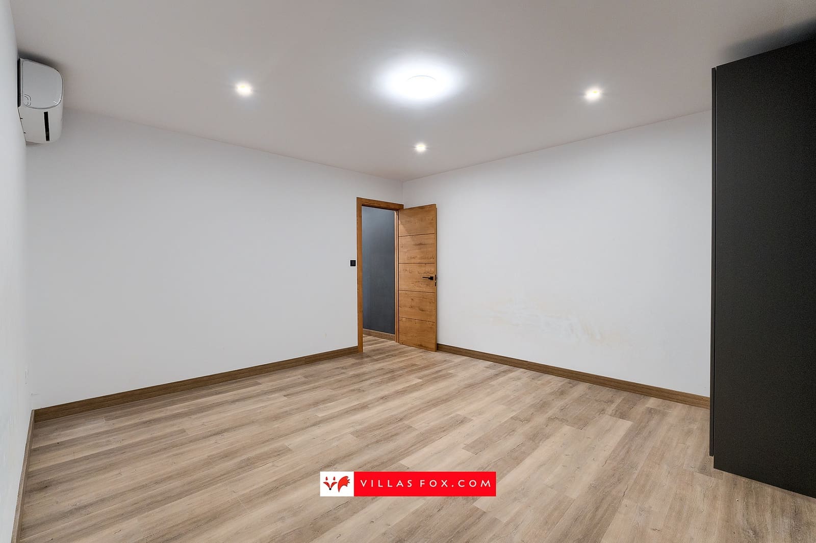 4 slaapkamer Huis te koop in San Miguel de Salinas - € 180.000 (Ref: 9664044)