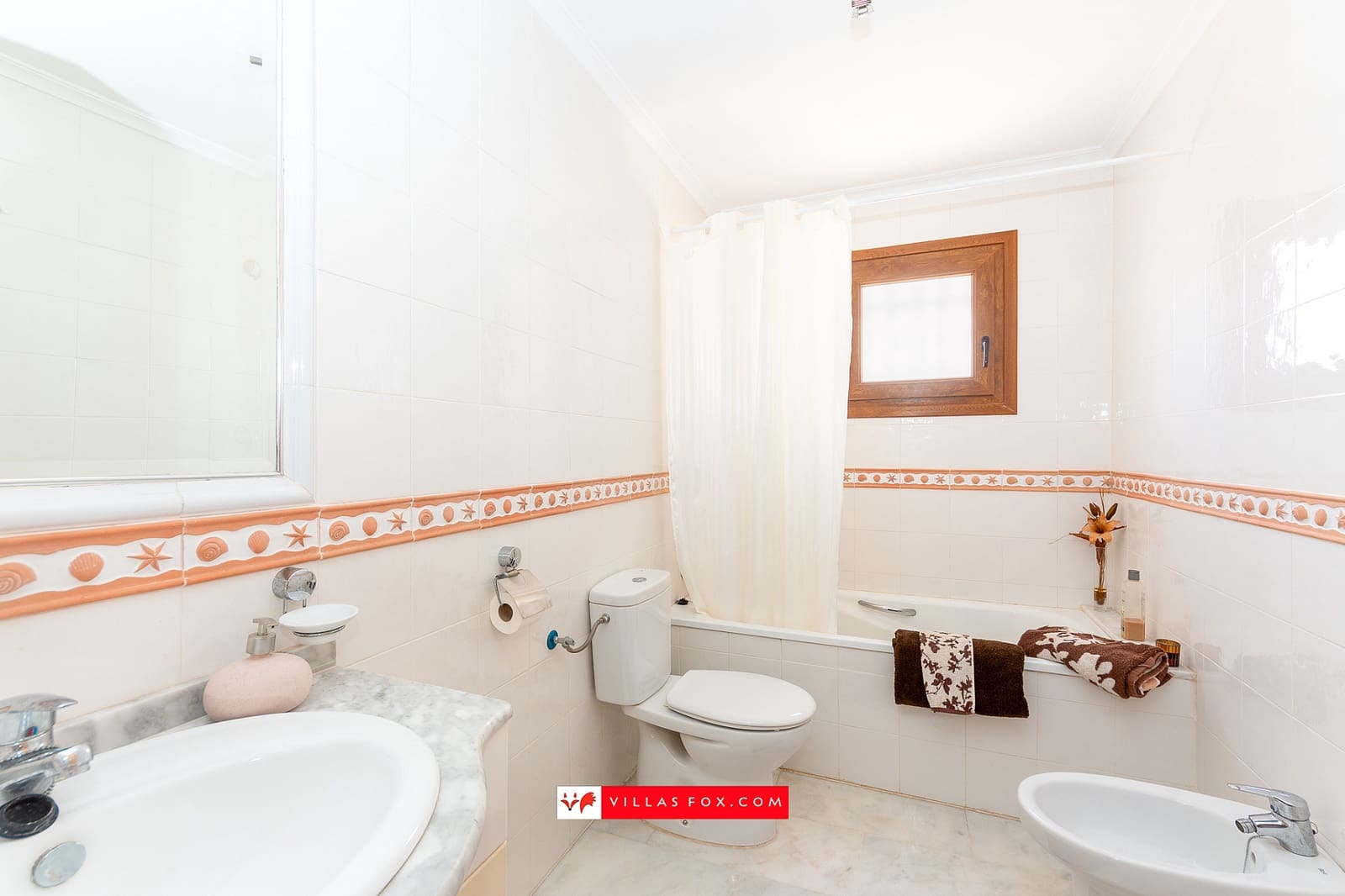 2 slaapkamer Halfvrijstaande villa te koop in San Miguel de Salinas met zwembad - € 190.000 (Ref: 9736187)