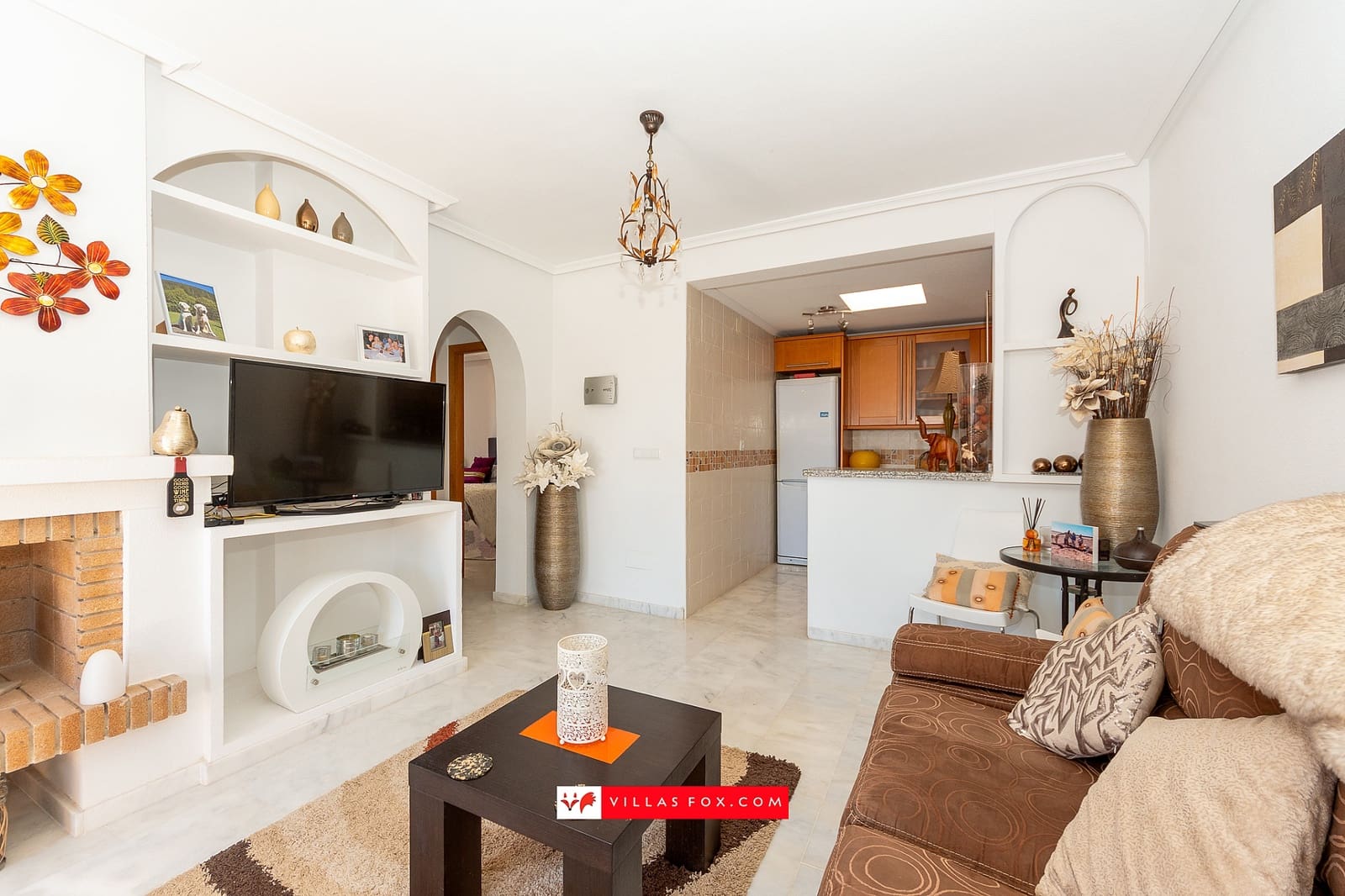 2 slaapkamer Halfvrijstaande villa te koop in San Miguel de Salinas met zwembad - € 190.000 (Ref: 9736187)