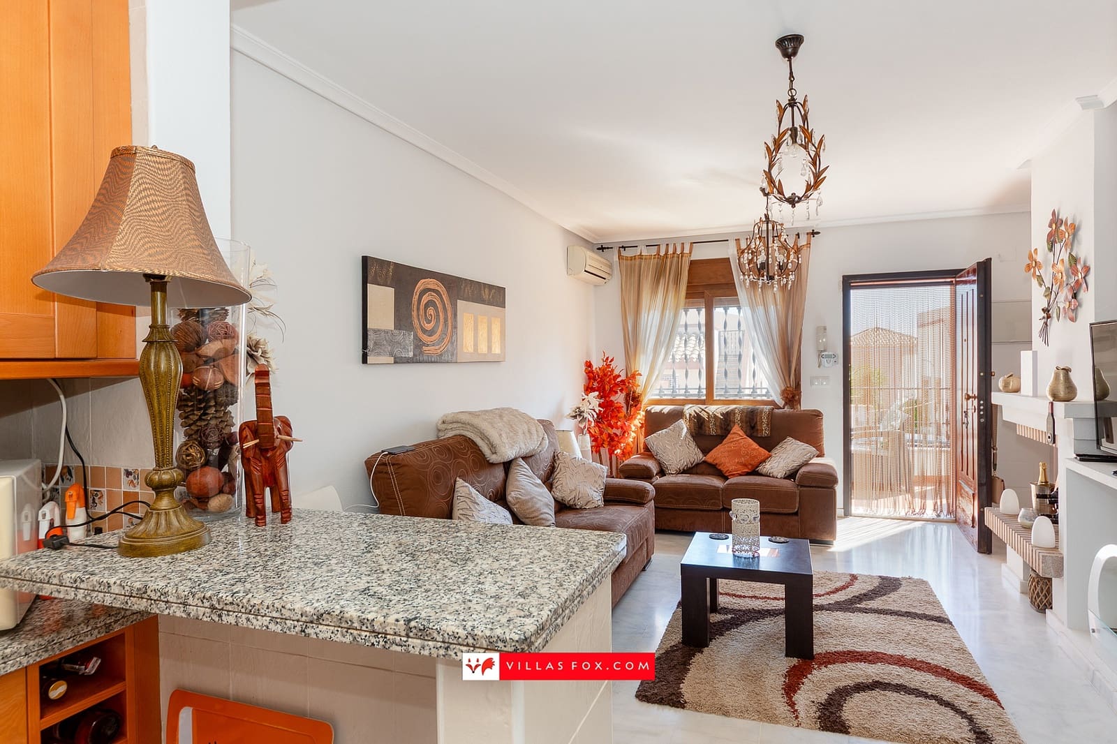 2 slaapkamer Halfvrijstaande villa te koop in San Miguel de Salinas met zwembad - € 190.000 (Ref: 9736187)