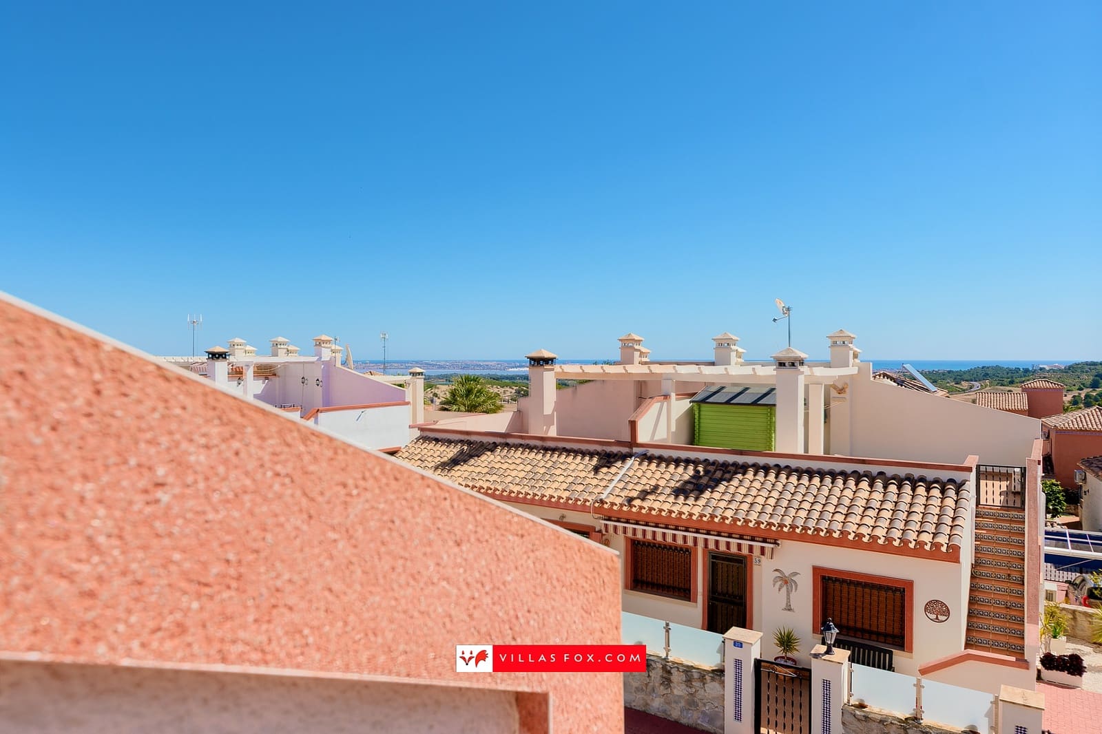 2 slaapkamer Halfvrijstaande villa te koop in San Miguel de Salinas met zwembad - € 190.000 (Ref: 9736187)