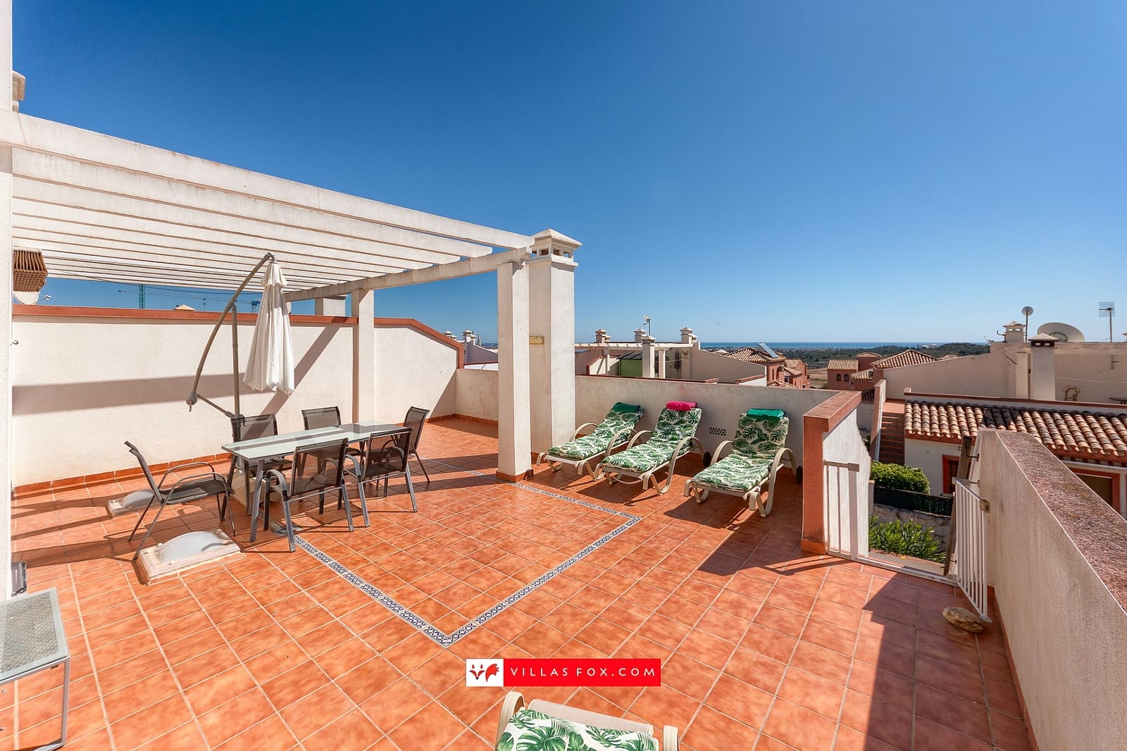 2 slaapkamer Halfvrijstaande villa te koop in San Miguel de Salinas met zwembad - € 190.000 (Ref: 9736187)