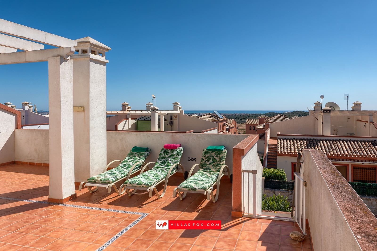 2 slaapkamer Halfvrijstaande villa te koop in San Miguel de Salinas met zwembad - € 190.000 (Ref: 9736187)