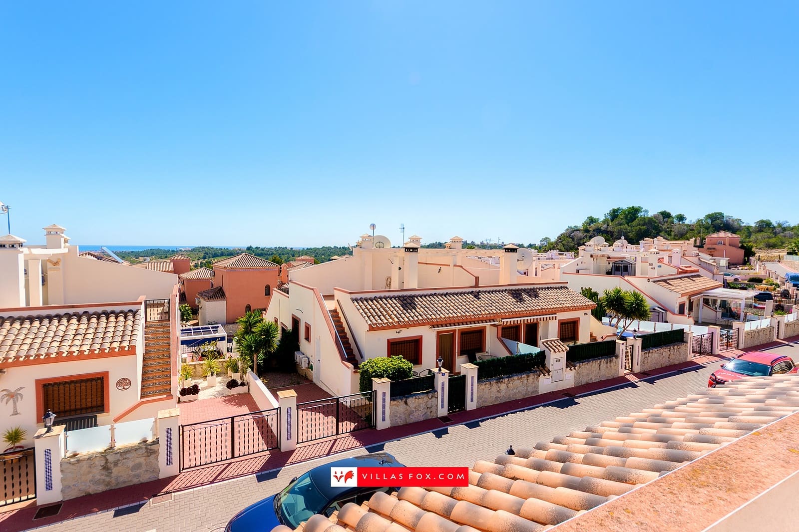 2 slaapkamer Halfvrijstaande villa te koop in San Miguel de Salinas met zwembad - € 190.000 (Ref: 9736187)