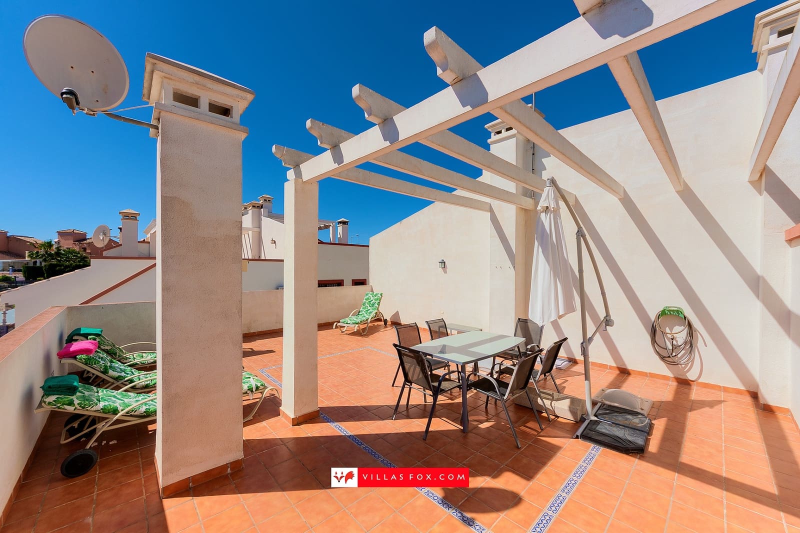 2 slaapkamer Halfvrijstaande villa te koop in San Miguel de Salinas met zwembad - € 190.000 (Ref: 9736187)