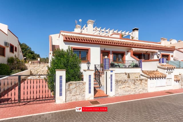 2 slaapkamer Halfvrijstaande villa te koop in San Miguel de Salinas met zwembad - € 190.000 (Ref: 9736187)